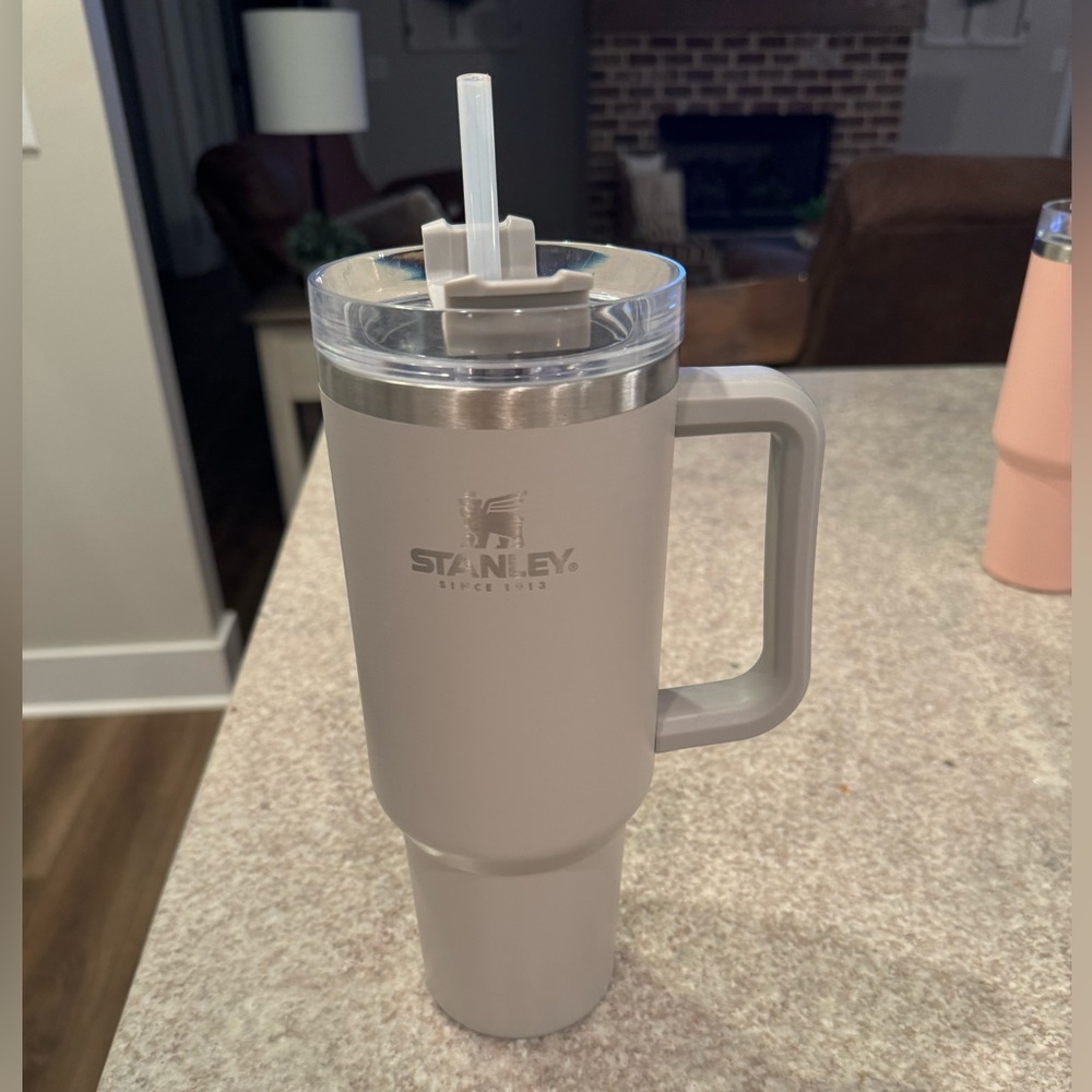 40 oz Stanley cup